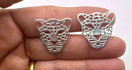 Aros tigre 24 mm enchape oro o plata